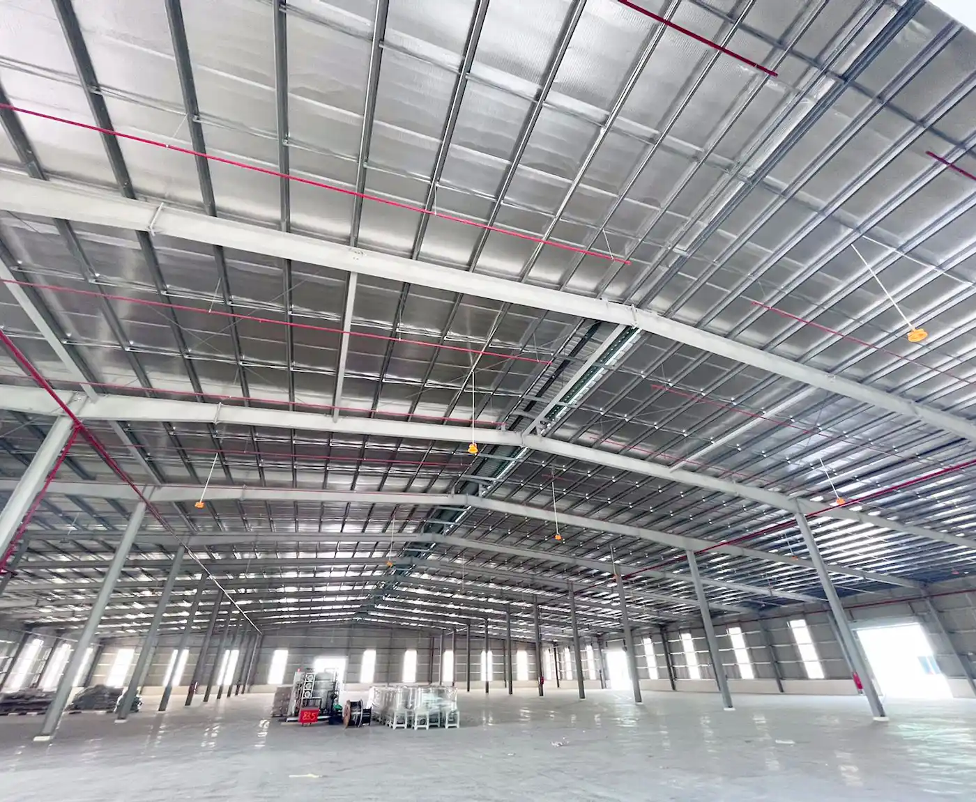 اسکلت فلزی ساختمان یک طبقه